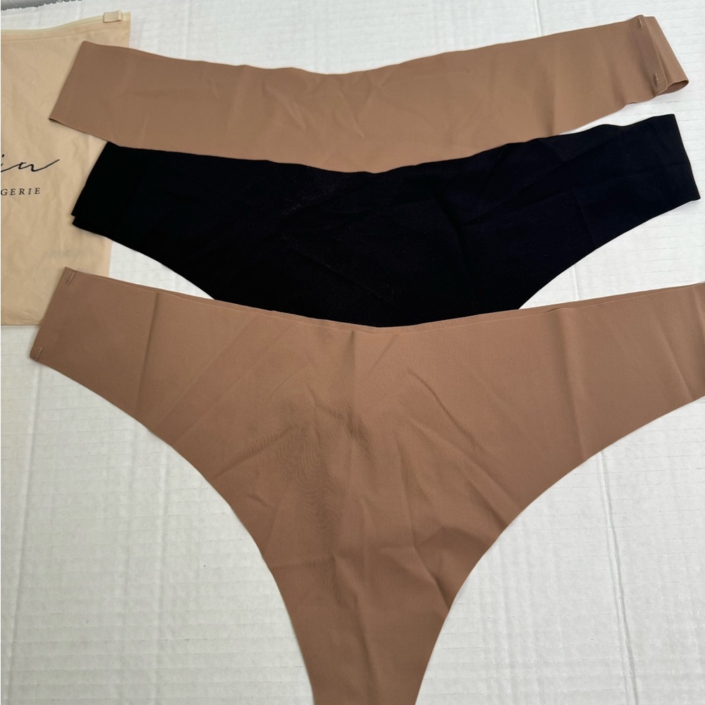 Emrin premium panties set of 3 in the thong style in size Large Brand new